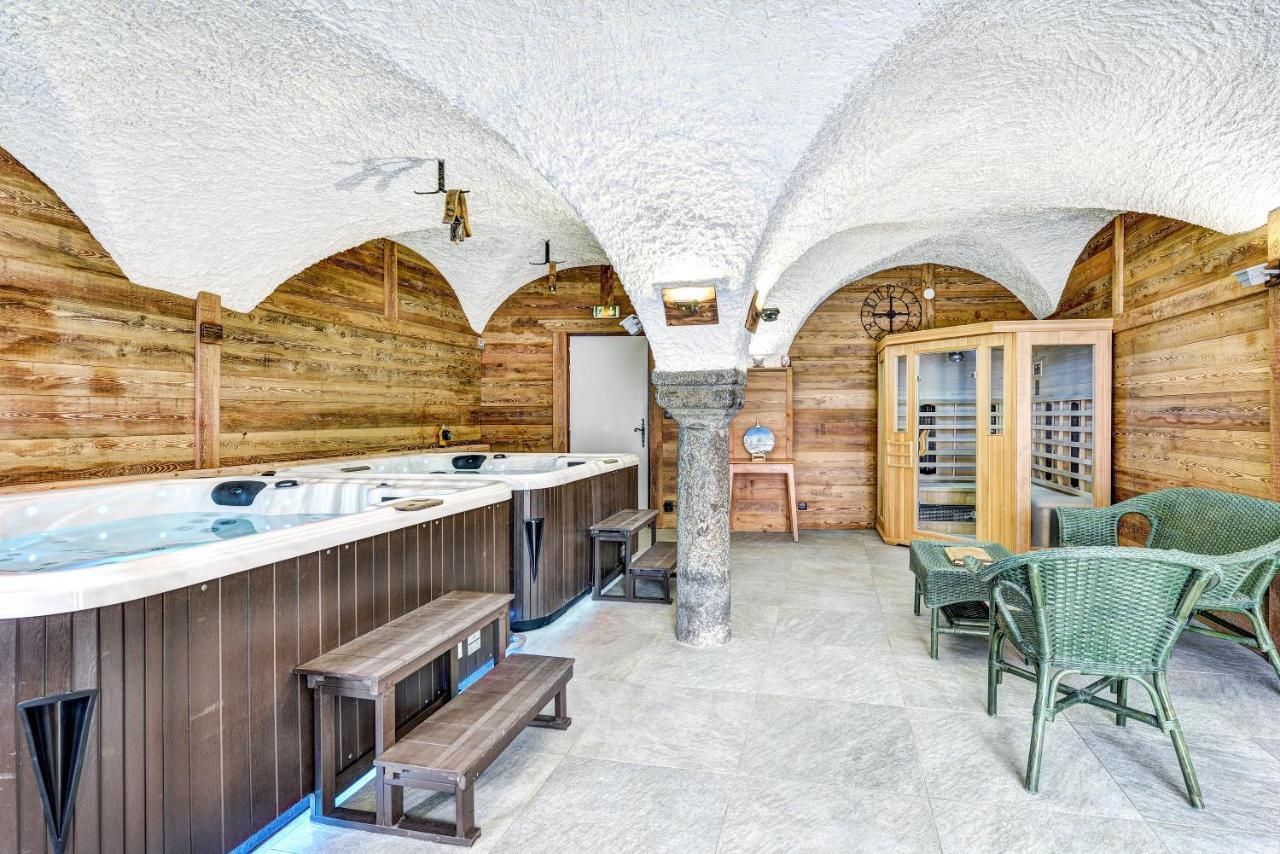 Gites & Spa De La Ferme De Belline Бриансон Экстерьер фото